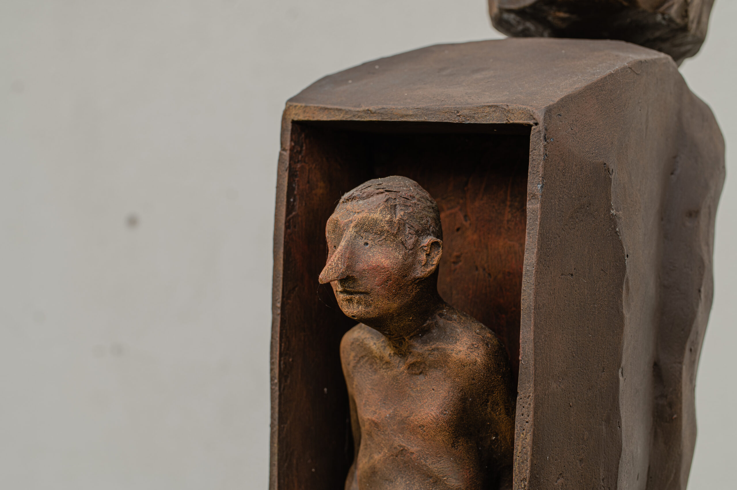 Serie iconogramas, madera policromada pequeño formato, 2013
