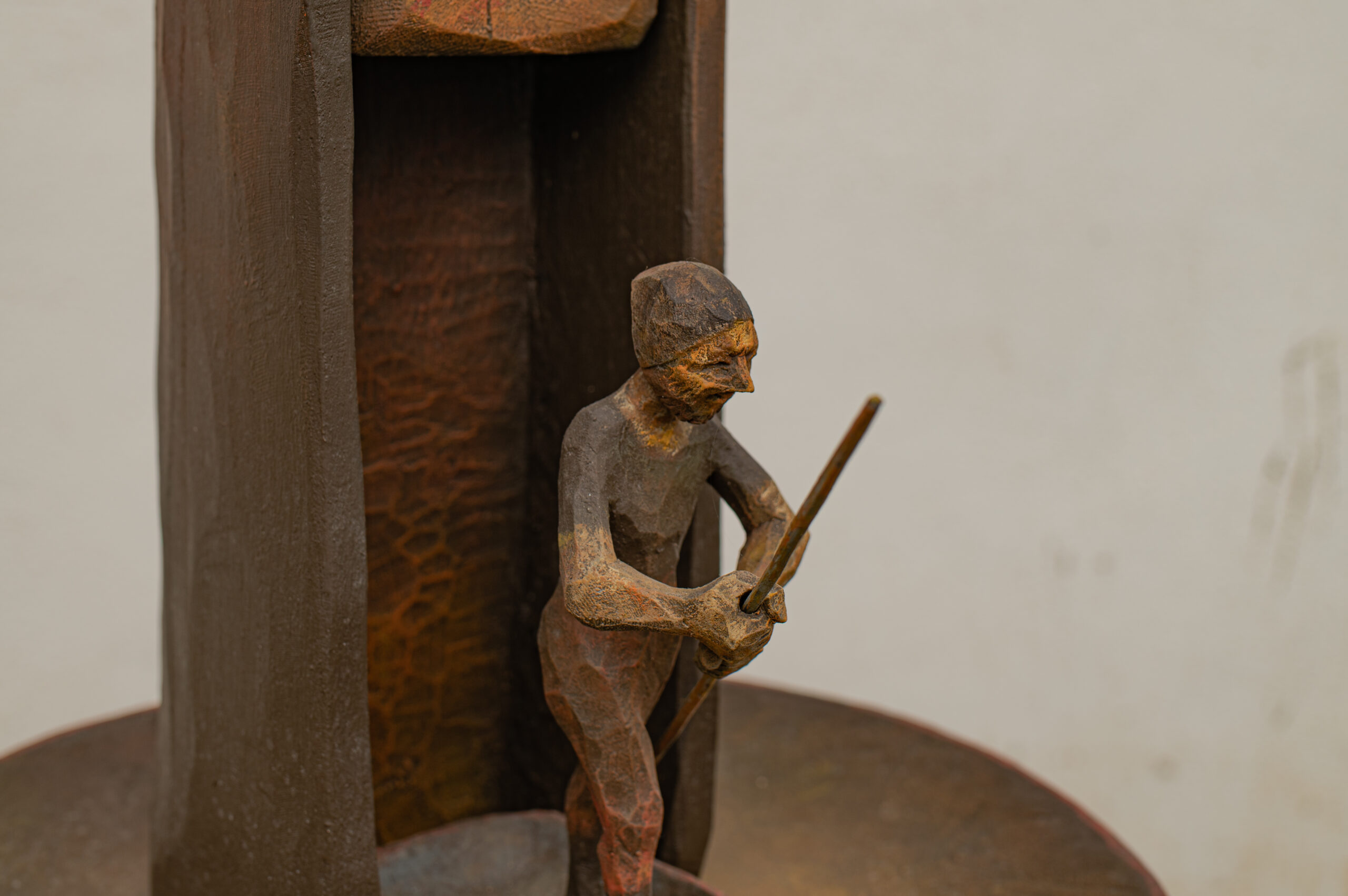 Serie iconogramas, madera policromada pequeño formato, 2013