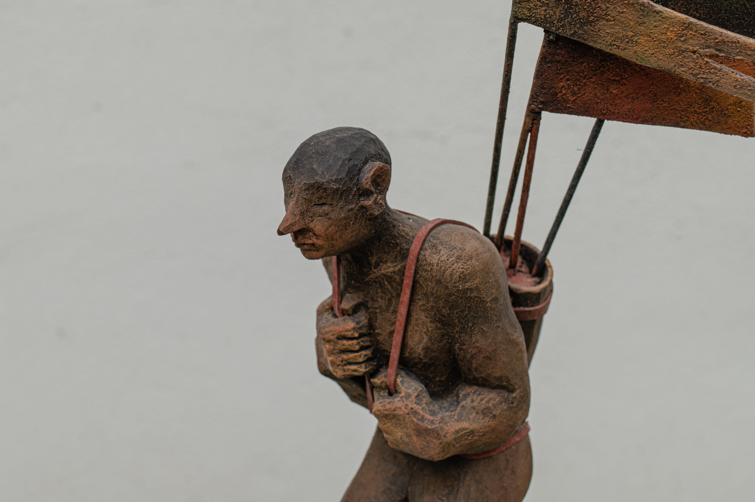 Serie iconogramas, madera policromada pequeño formato, 2013